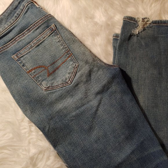 American Eagle Hi-Rise Slim Jeans - Picture 5 of 6